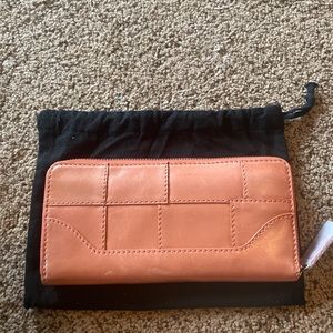 Frye Melissa Zip Around Leather Wallet Apricot NWT Dust Bag